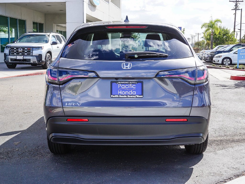 New 2027 Modern Steel Metallic Honda LX image 8