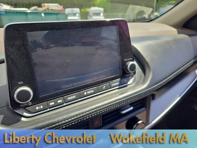 Used 2023 Brilliant Silver Nissan SV image 9