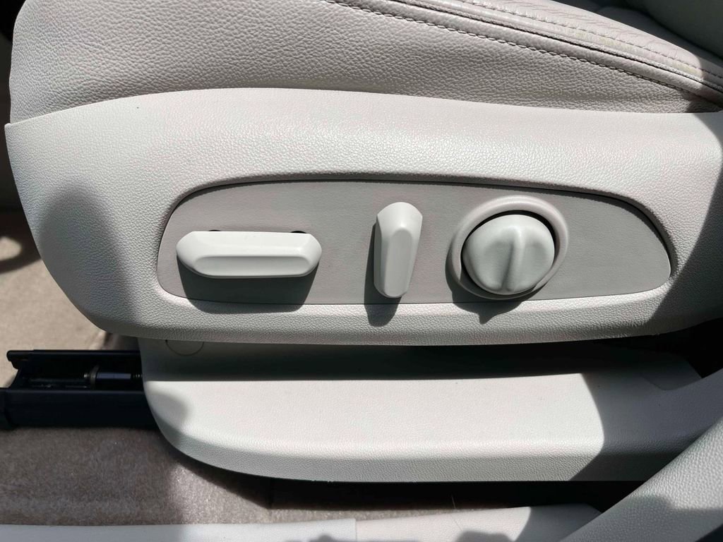 Certified Used 2018 SATIN STEEL METALLIC GMC Denali image 29