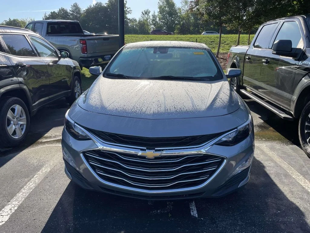 Used 2024 Sterling Gray Metallic Chevrolet LT image 2