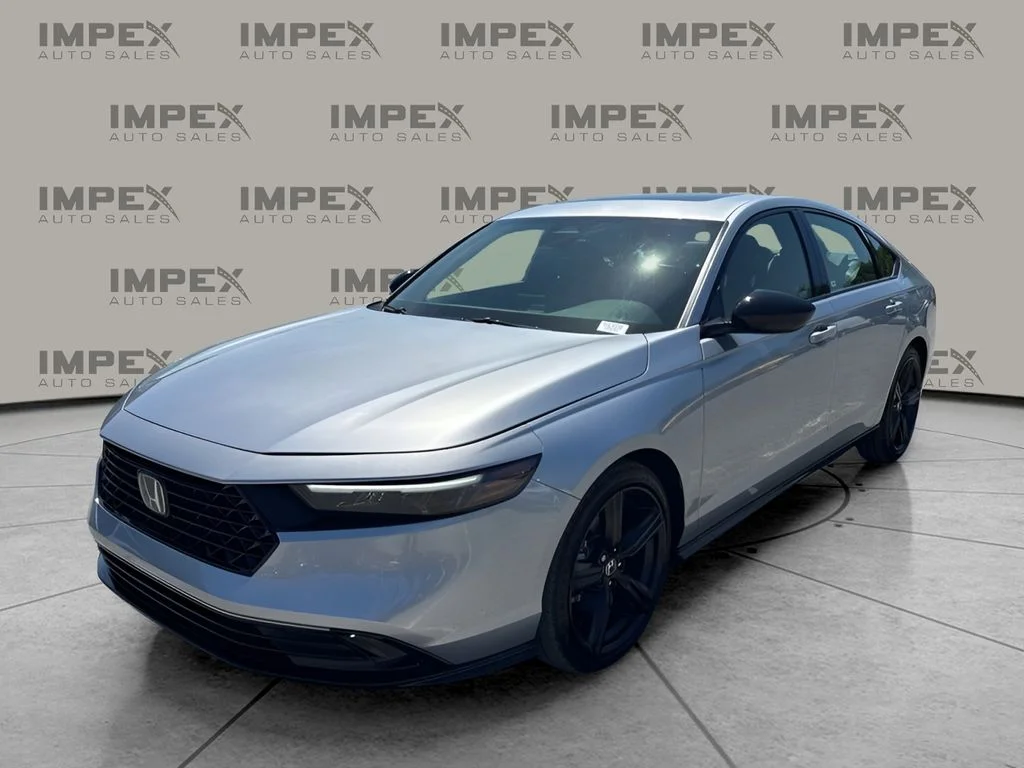Used 2025 Silver Honda Sport-L image 1