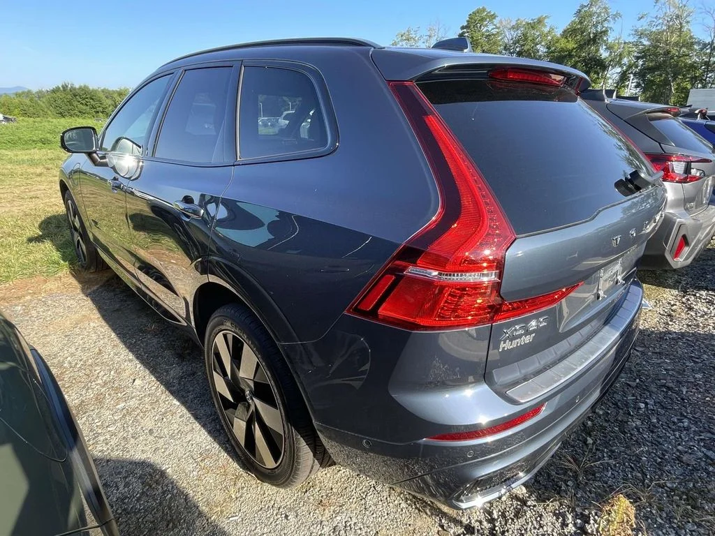 Certified Used 2024 Denim Blue Metallic Volvo Ultimate Dark Theme image 3