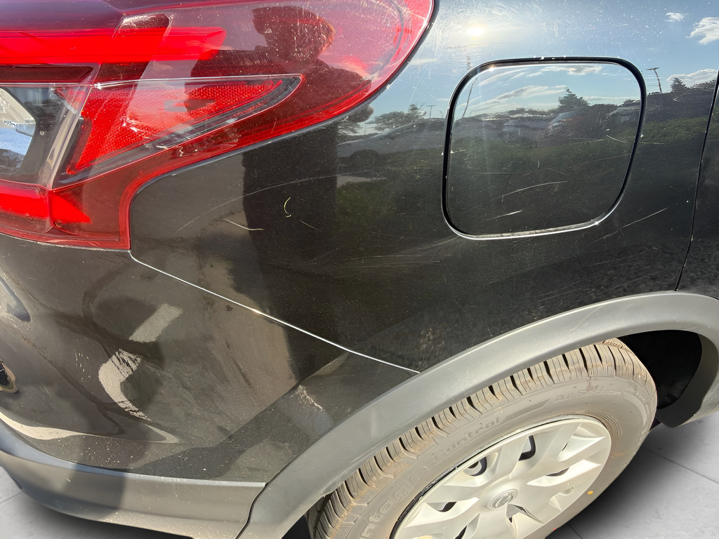 Used 2020 Black Nissan S image 10