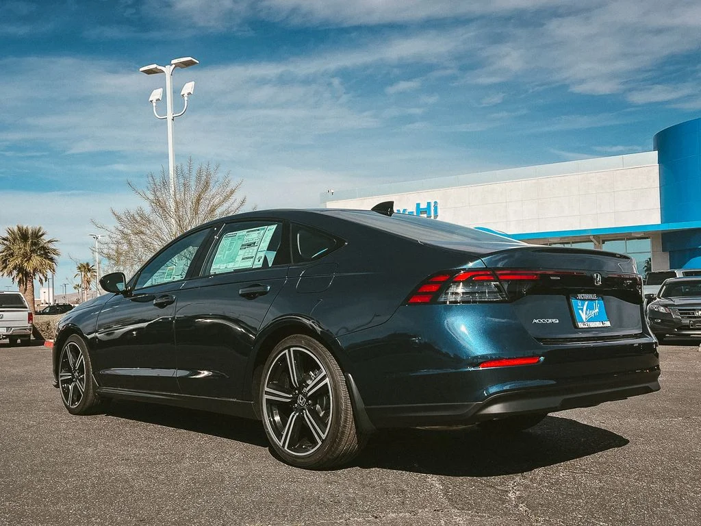 New 2026 Canyon River Blue Metallic Honda SE image 5