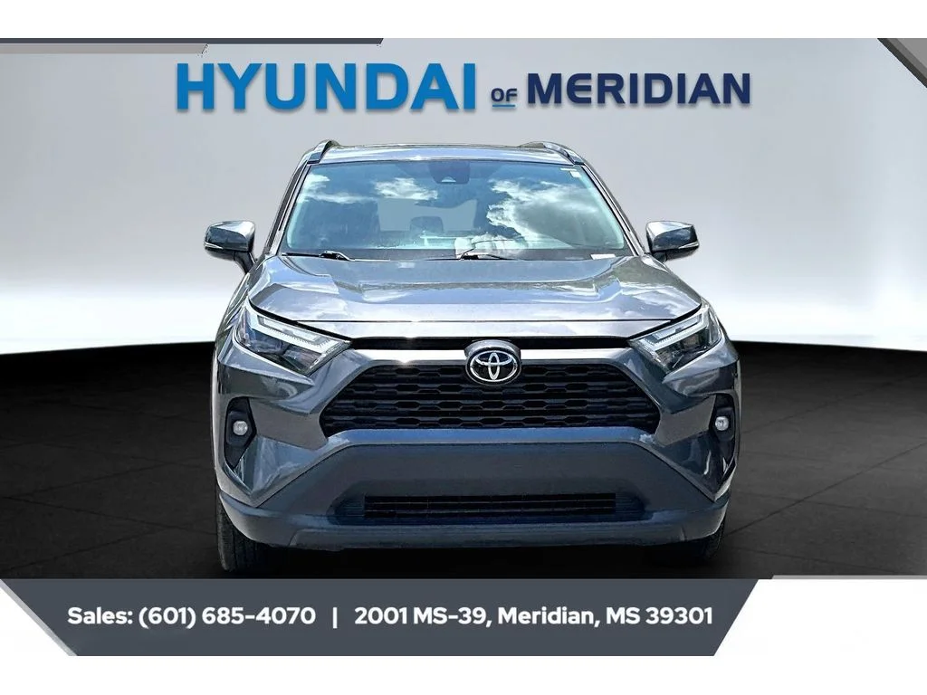 Used 2024 Magnetic Gray Metallic Toyota XLE Premium image 3