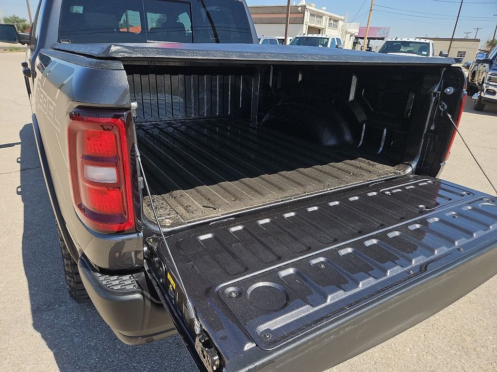 New 2026 Granite Crystal Metallic Clear-Coat Exterior Paint RAM Rebel image 10