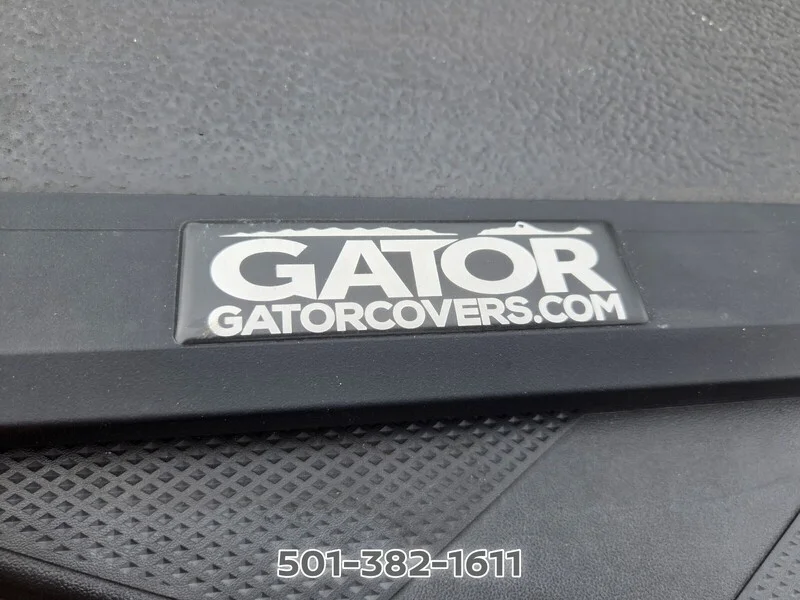 Used 2023 Gun Metallic NISSAN CREW CAB 4X4 SV AUTO *LTD AVAIL* image 19