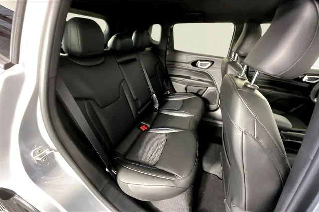 New 2026 Silver Jeep Latitude image 10