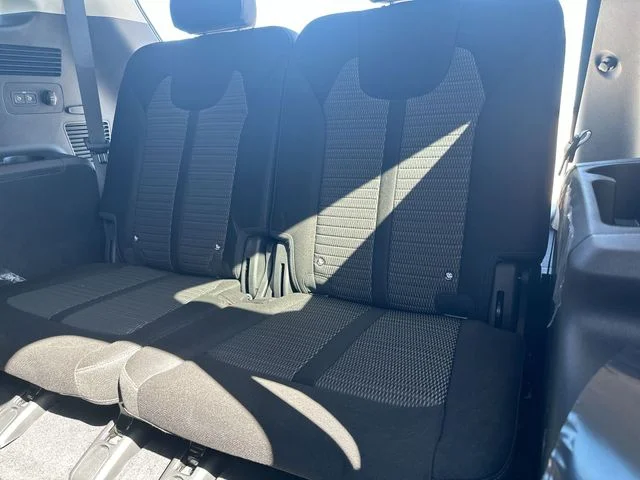 New 2026 White Pearl Kia LX image 26