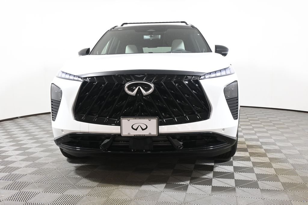 New 2027 2T RAD WHT INFINITI Sport AWD image 10