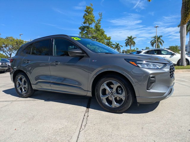 2023 Ford Escape ST-Line