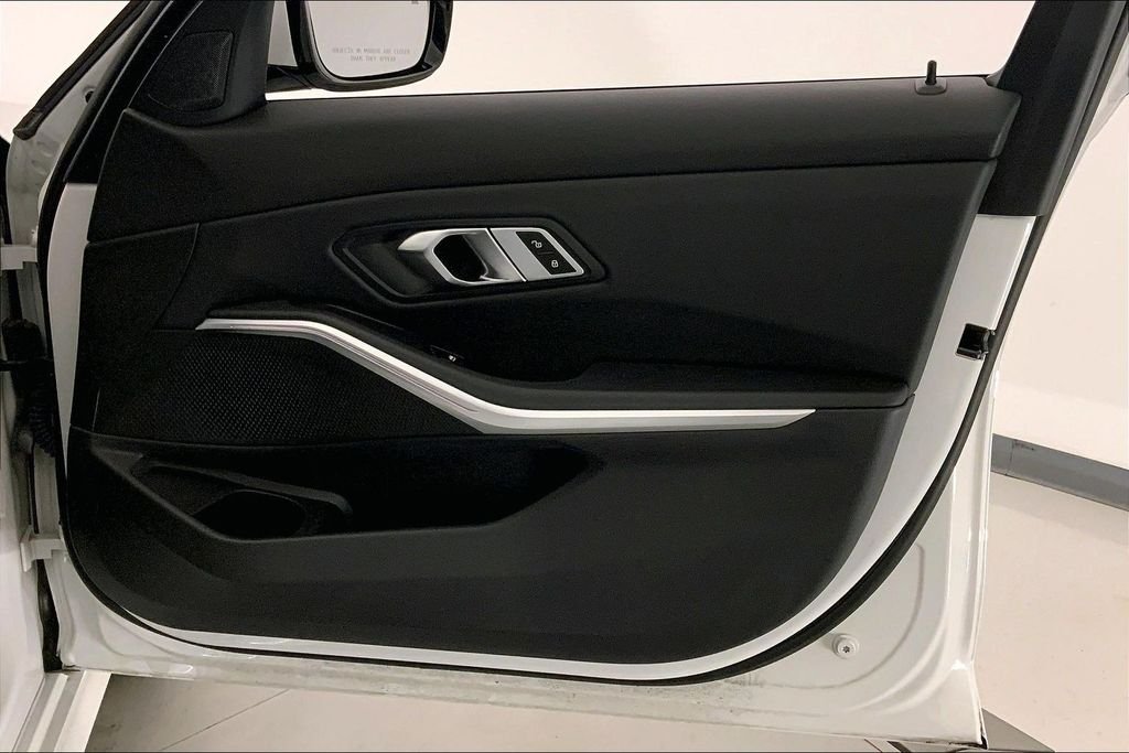 Used 2023 White Metallic BMW 330i xDrive image 25