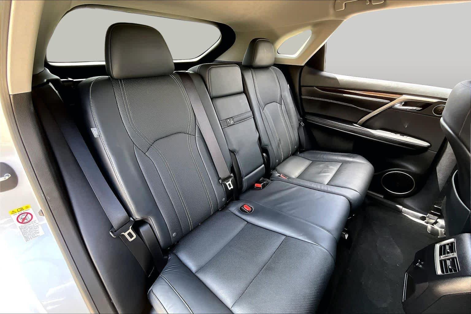 Used 2019 Silver Lining Metallic Lexus  image 17