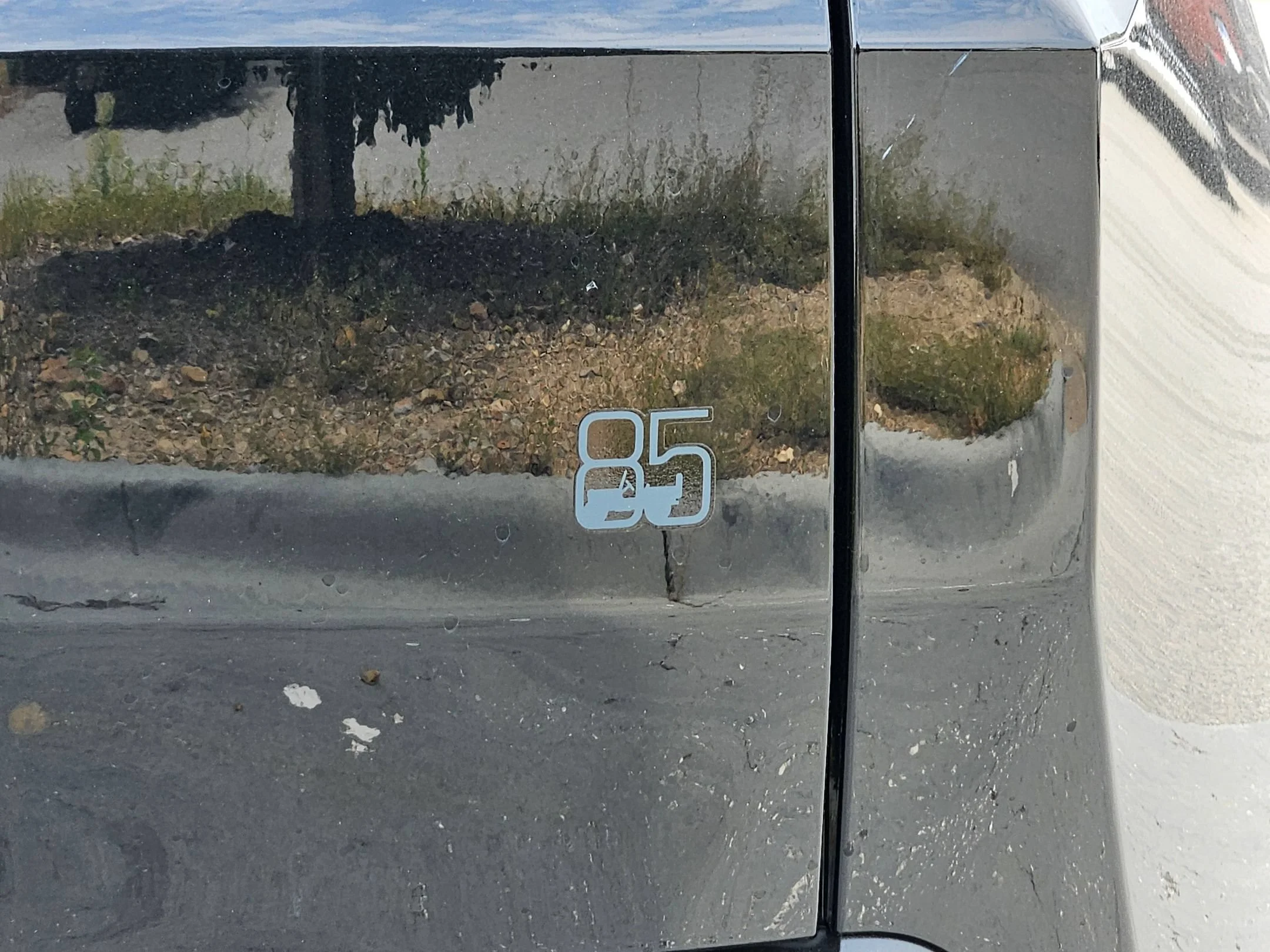 New 2026 Diamond Black Crystal Pearlcoat Jeep 85th Anniversary image 26