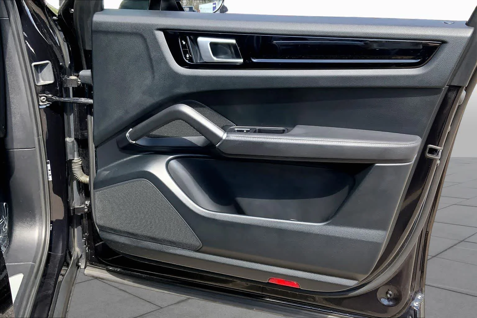 Used 2019 Black Porsche  image 36