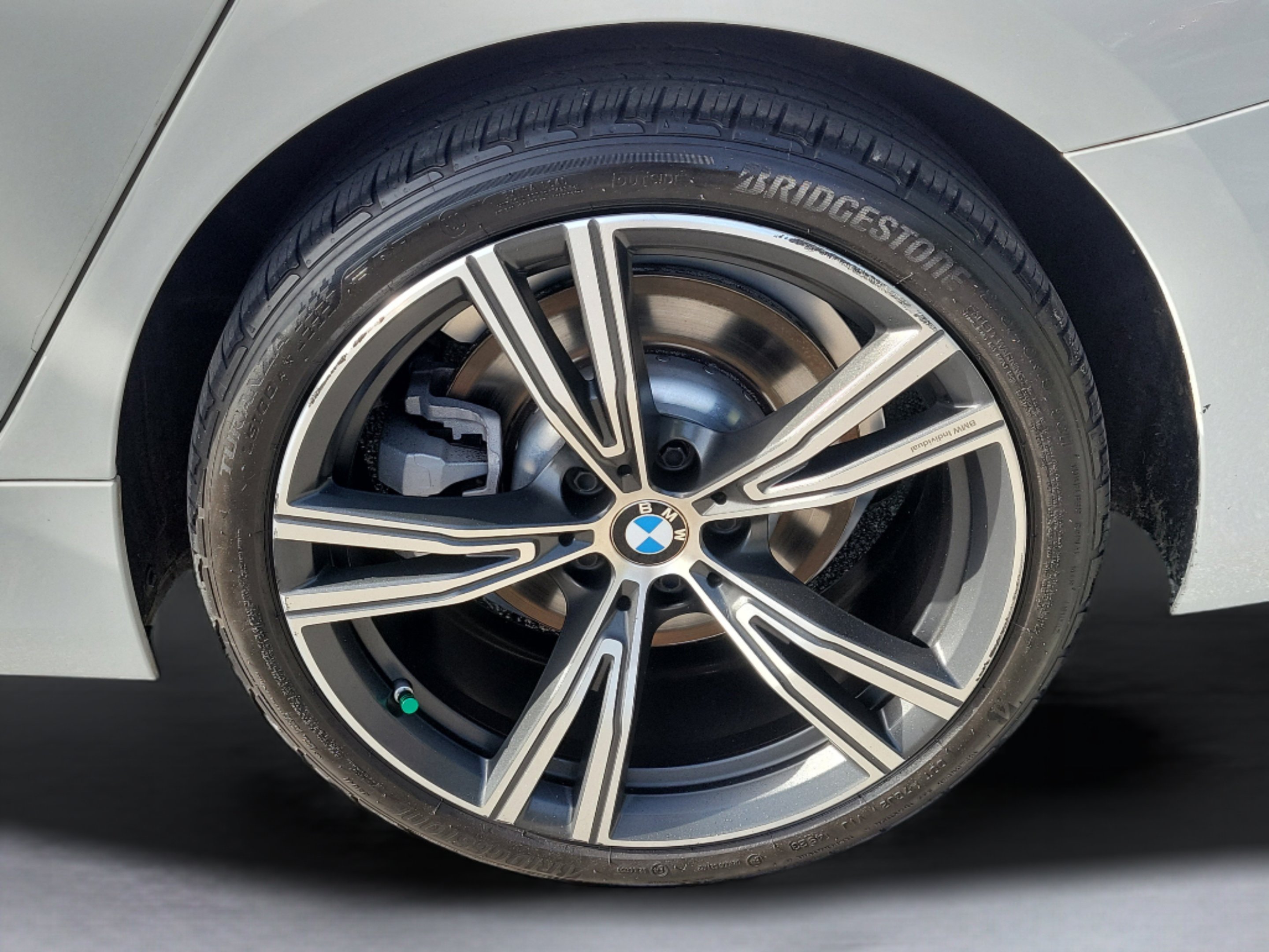 Used 2024 Alpine White BMW 330i Leather image 7