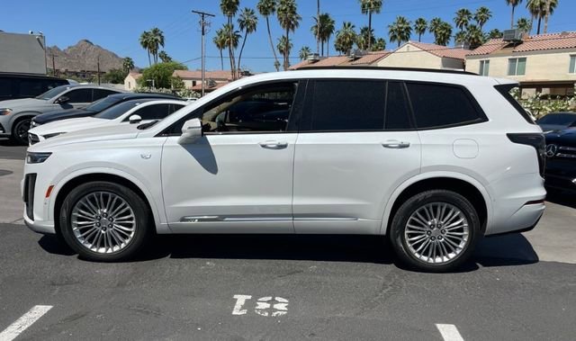 2021 Cadillac XT6 Sport photo 3