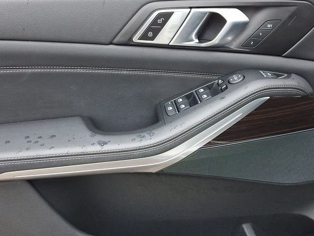 Certified Used 2023 Alpine White BMW xDrive40i image 12