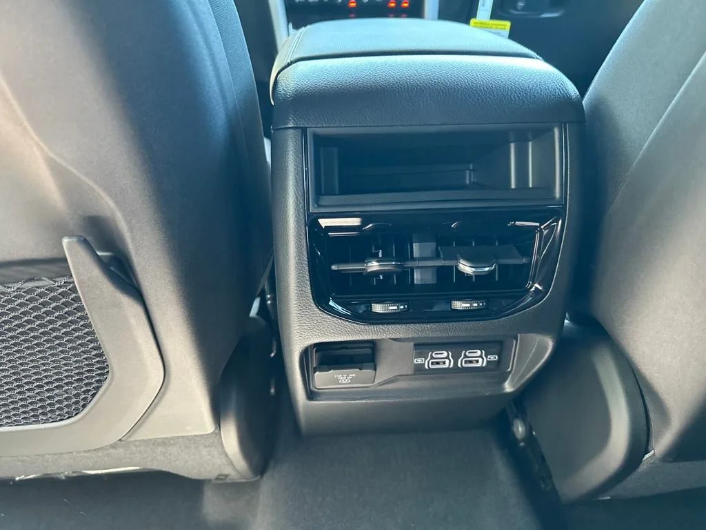 Used 2025 Silver Jeep Altitude X image 21