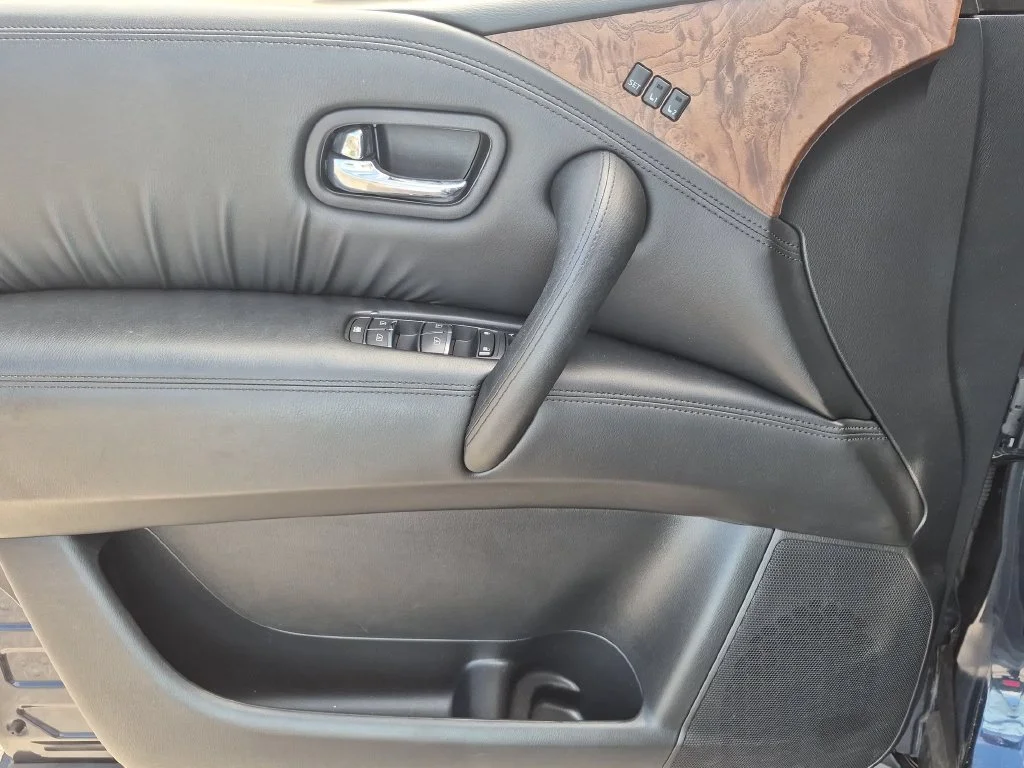 Used 2024 Blue Nissan SL image 30