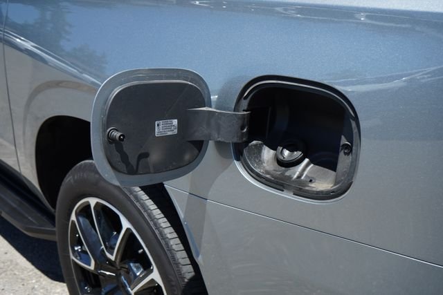 Used 2025 Gray Chevrolet RST image 11