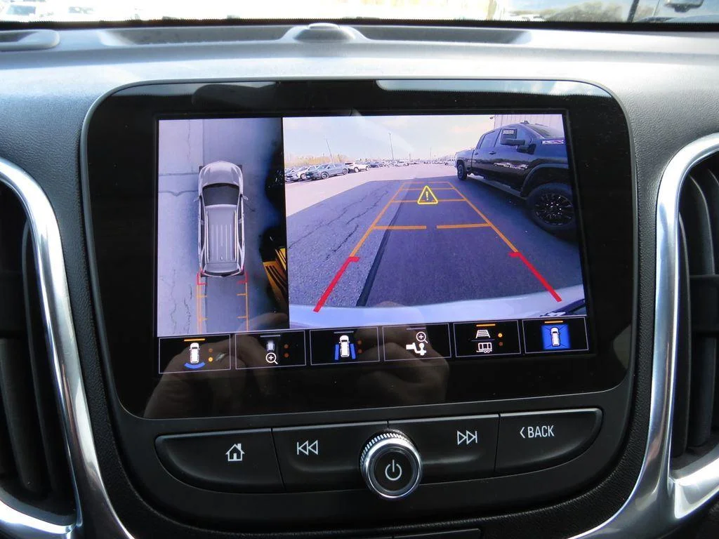 Used 2024 Sterling Gray Metallic Chevrolet LT image 29