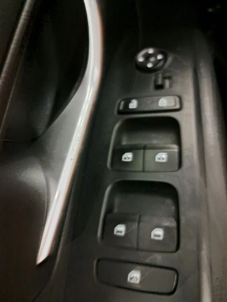 Used 2024 Gray Hyundai SEL image 16