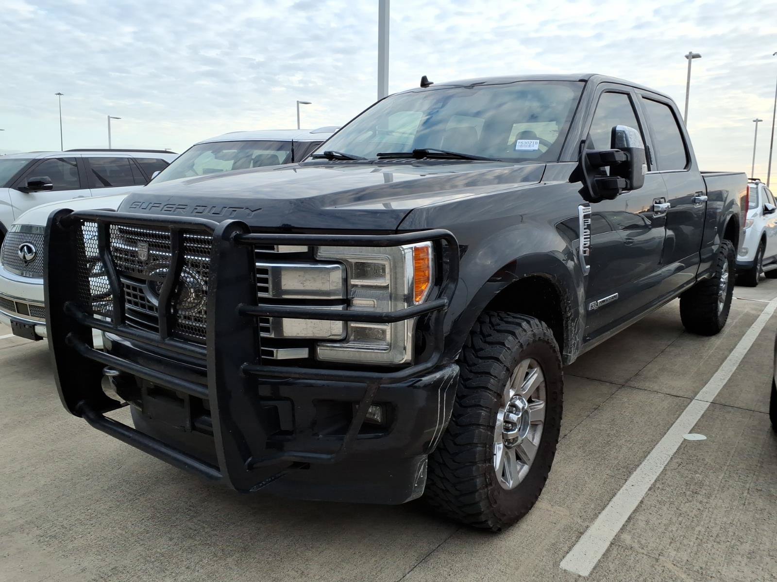 Used 2019 Black Metallic Ford Platinum image 4