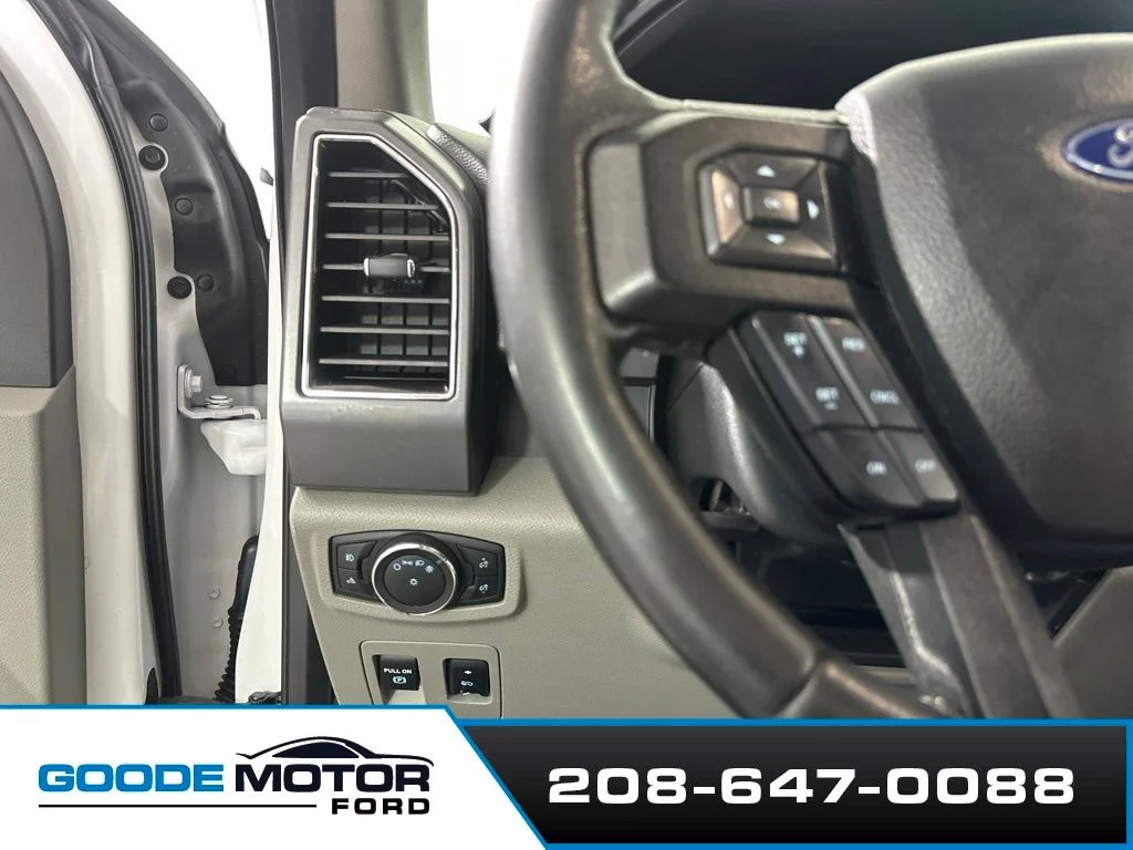 Used 2018 Oxford White Ford XLT image 14