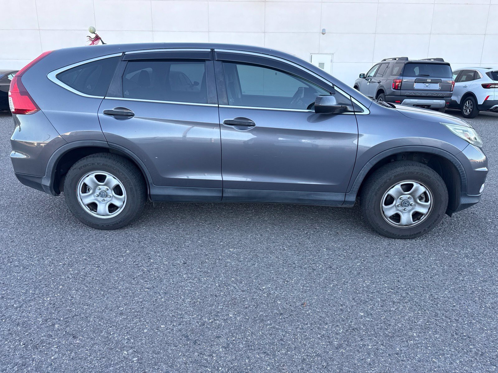 Used 2015  Honda LX image 6