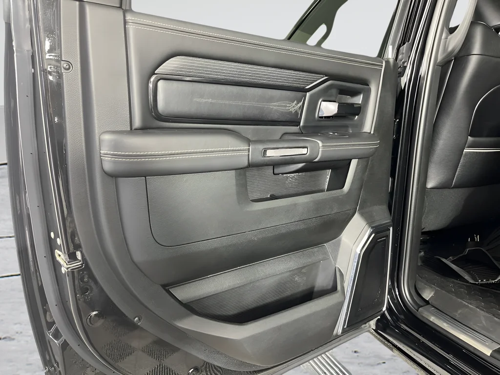 Used 2023 Black Ram Limited image 11