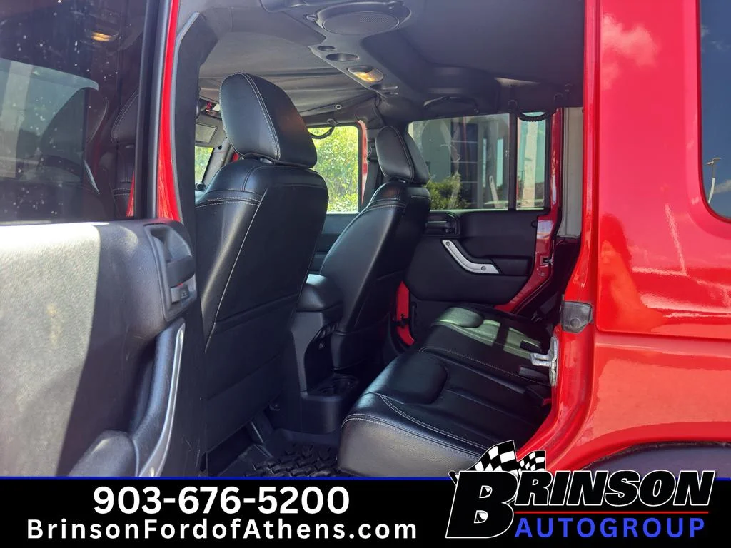 Used 2013 Rock Lobster Clearcoat Jeep Sahara image 10