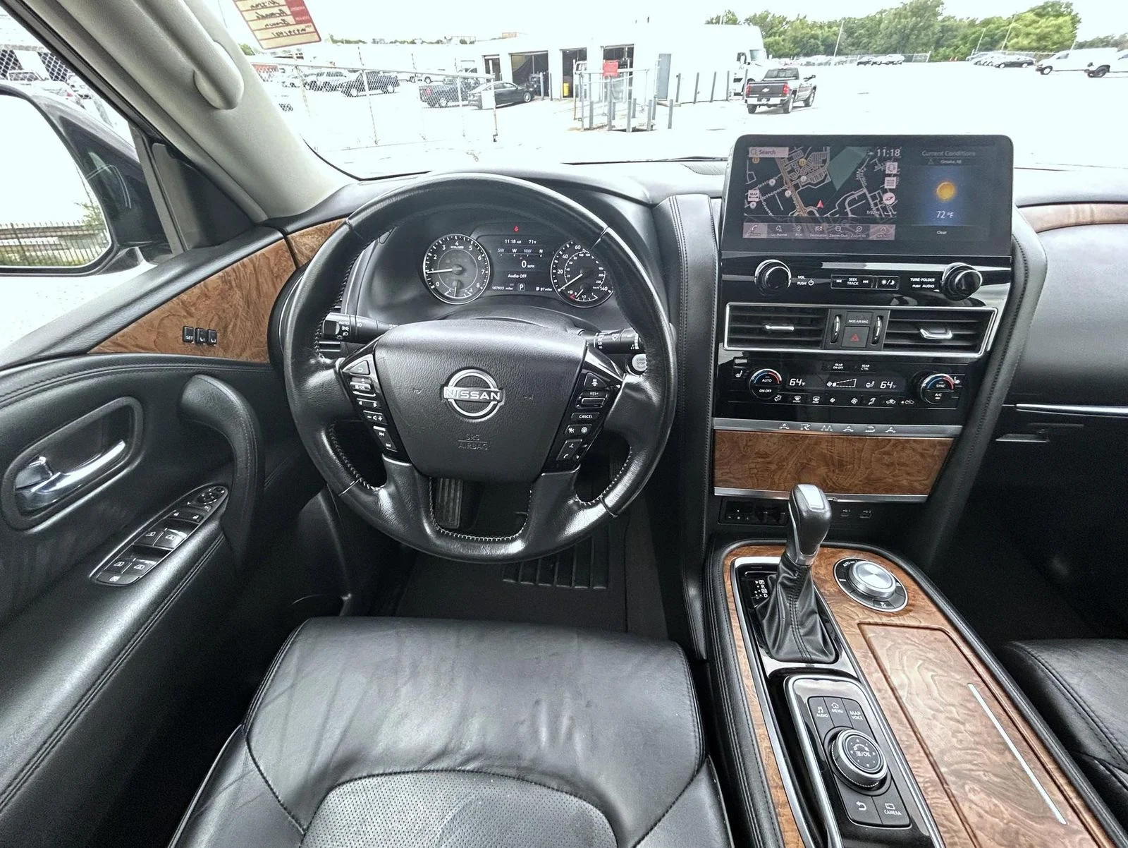 Used 2021 Brown Nissan SL image 13