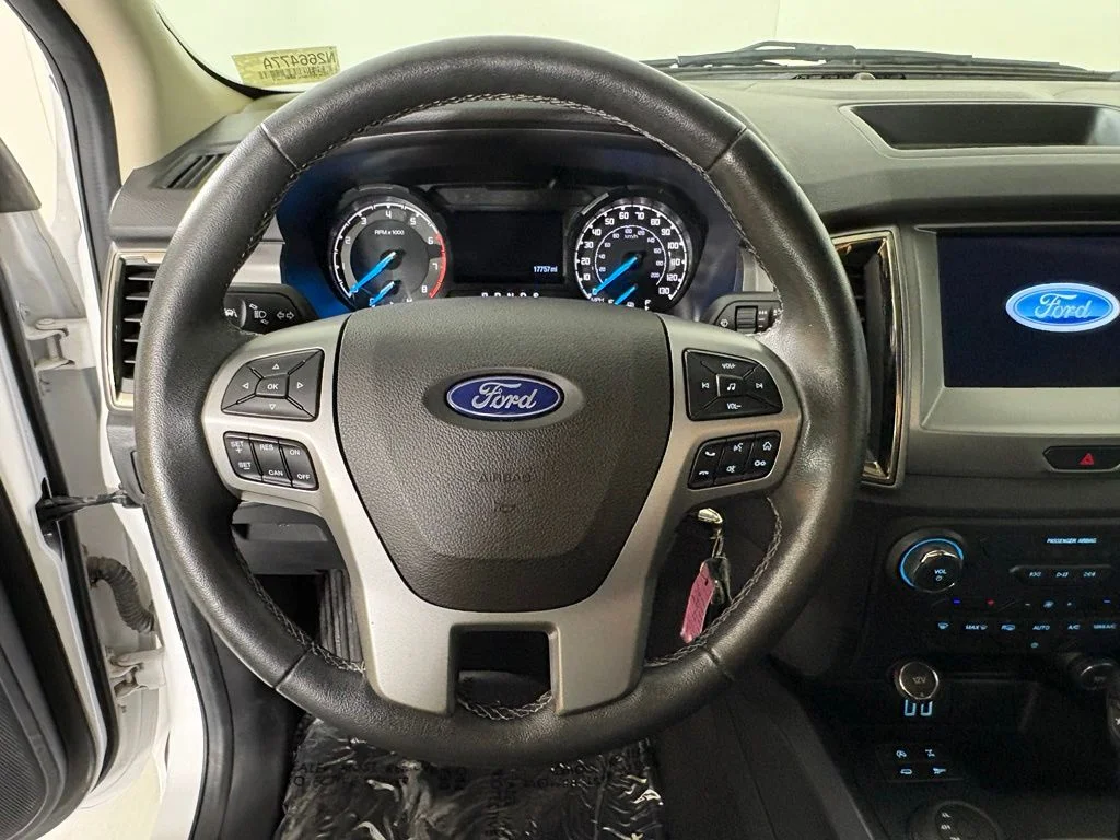 Used 2021 White Ford XLT image 24