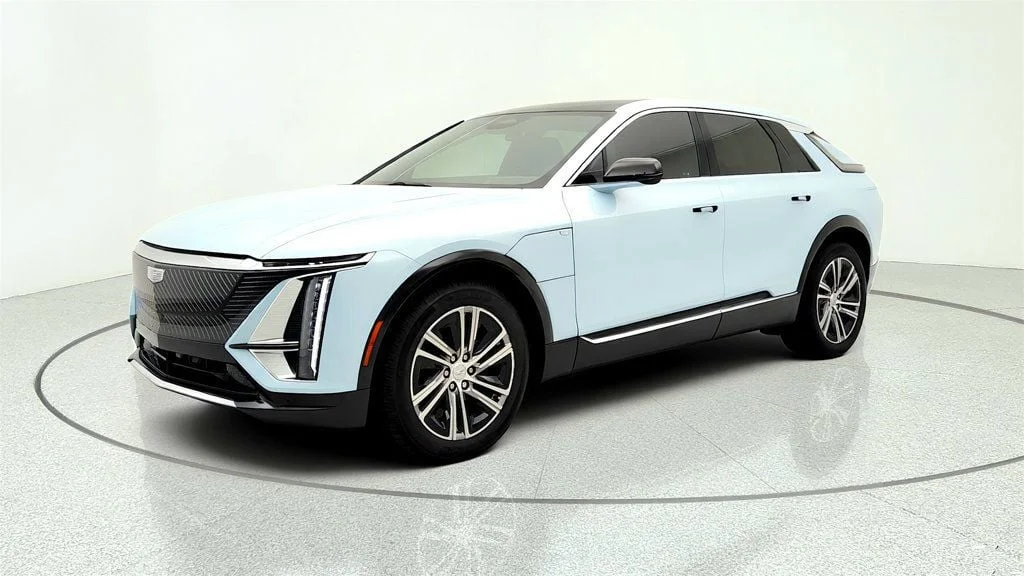 2024 Cadillac Lyriq Tech RWD's photo