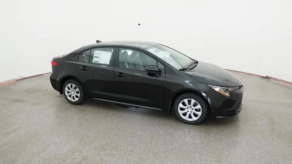 New 2026 Midnight Black Metallic Toyota LE image 2