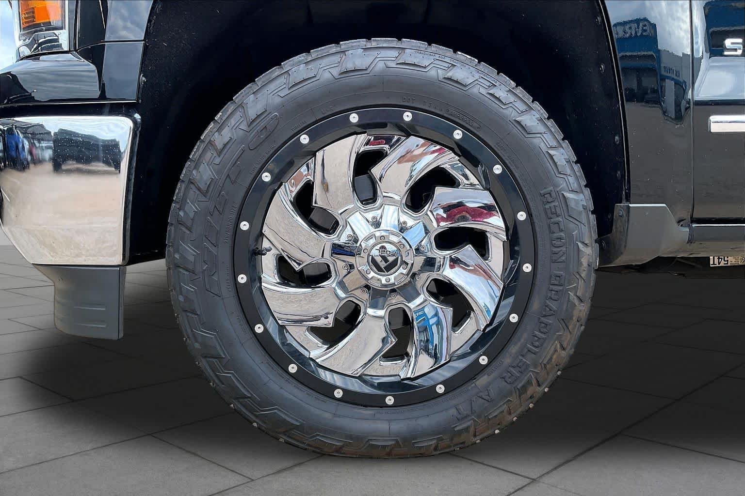 Used 2015 Black Chevrolet LTZ image 10