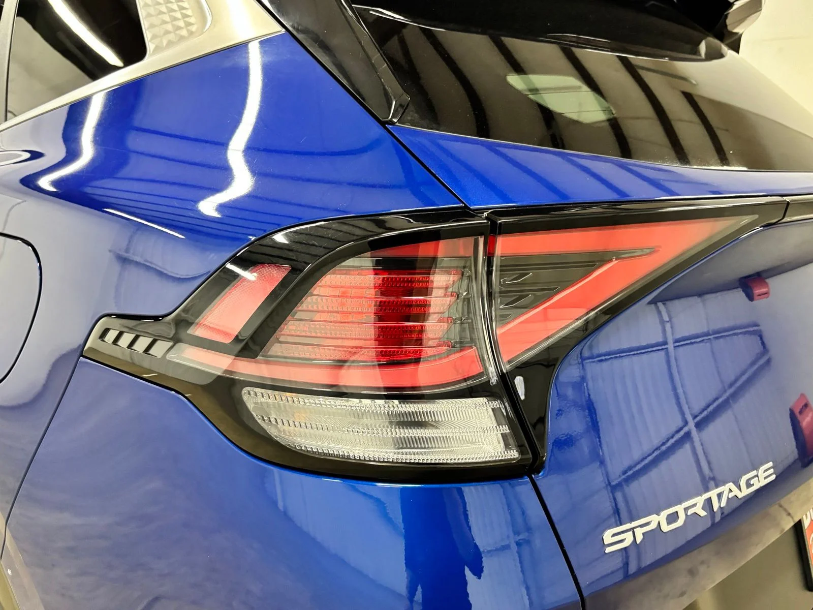 Used 2025 Blue Kia EX image 8