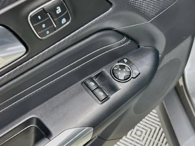Used 2025 Gray Metallic Ford EcoBoost Premium image 18
