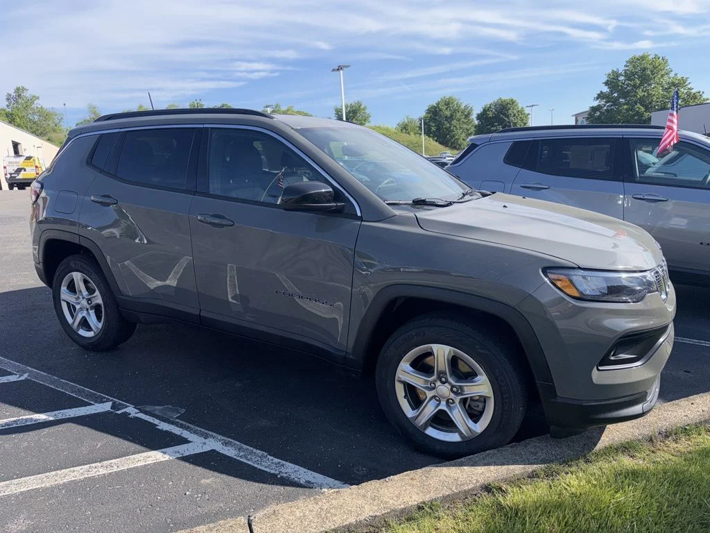 2023 Jeep Compass Latitude 4X4's photo