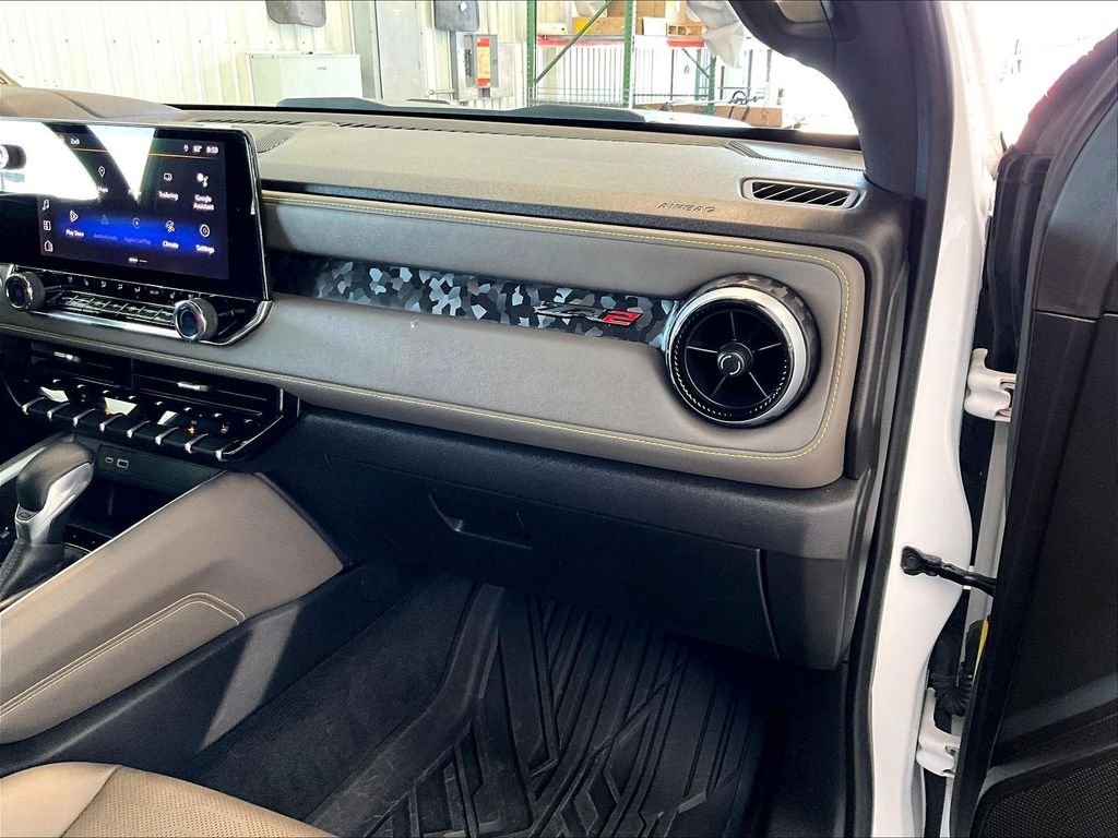 Used 2023 White Chevrolet ZR2 image 13