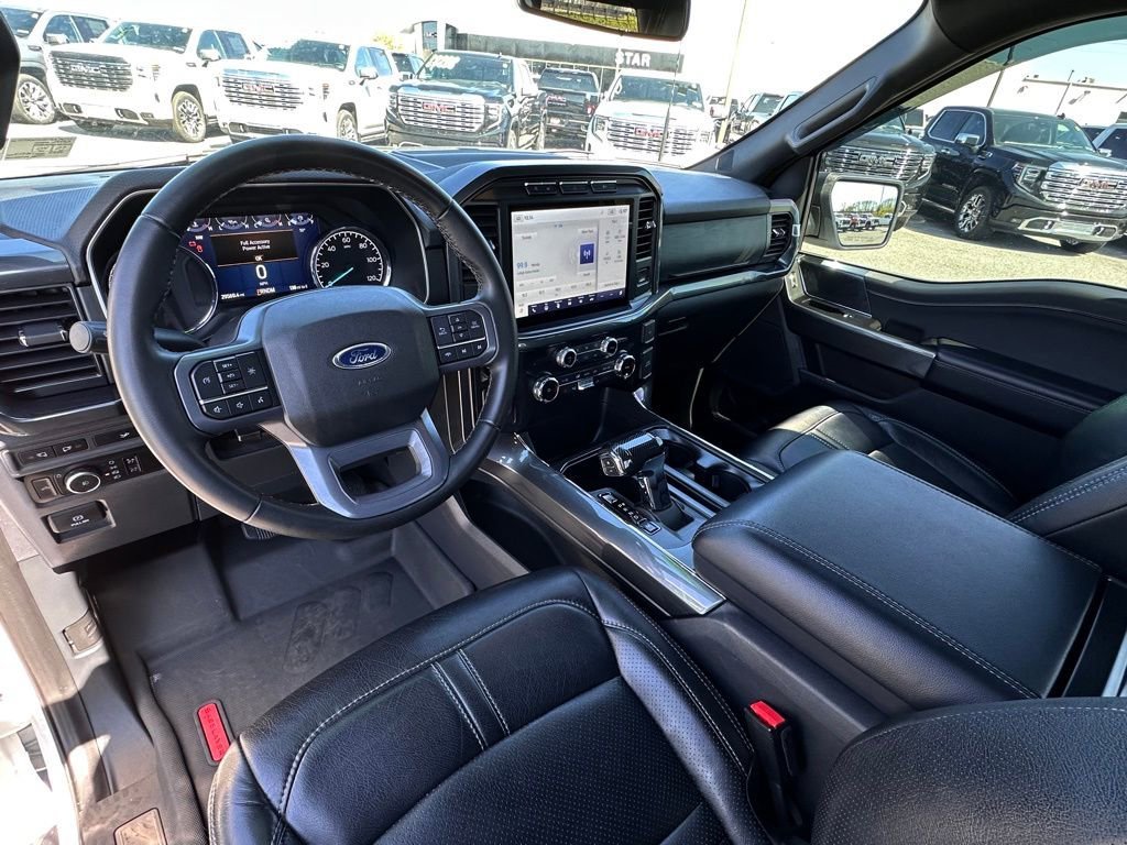 Used 2023 White Ford XLT image 22