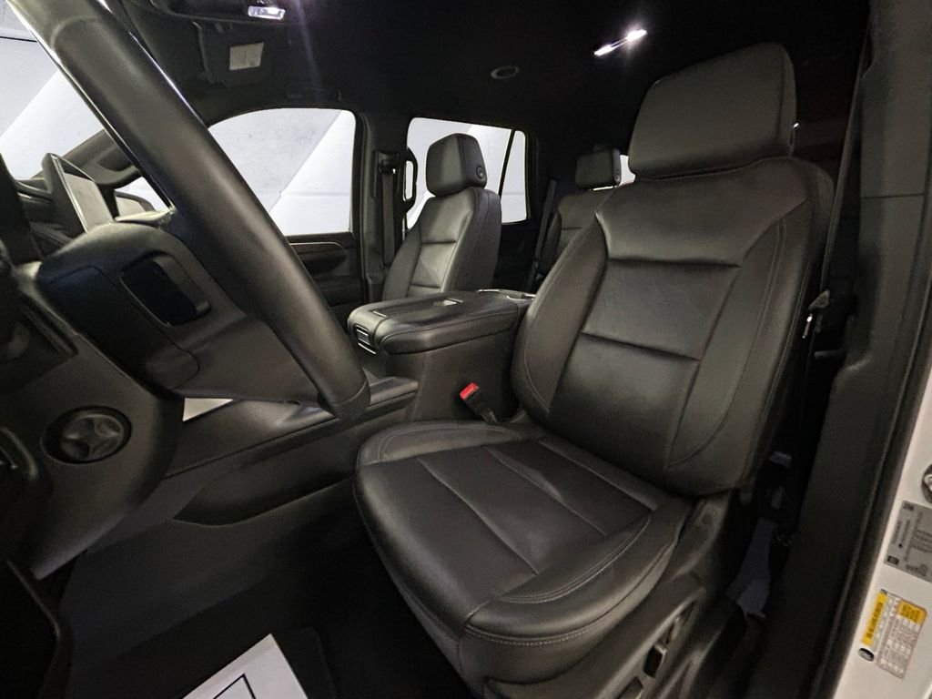 Used 2024 White Chevrolet Z71 image 8