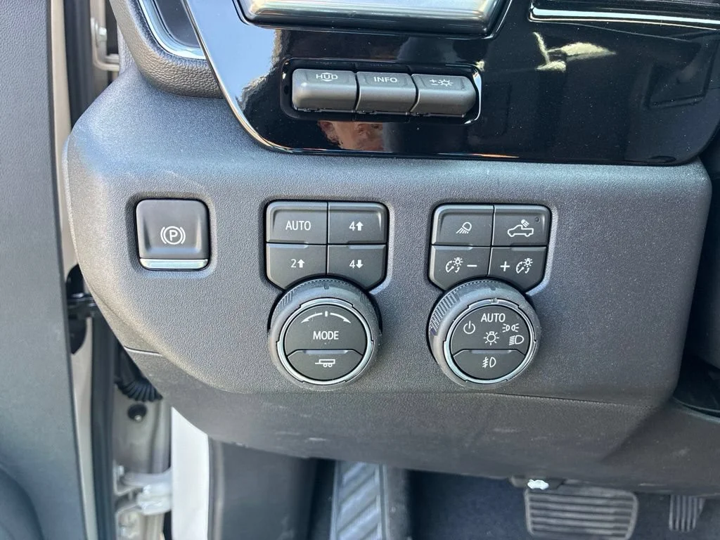 2026 Chevrolet Silverado 1500 High Country - Photo 12