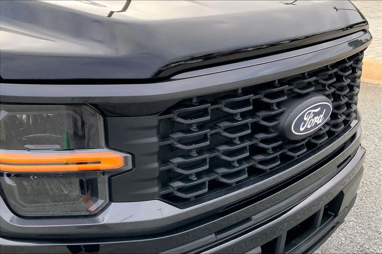 Used 2025 Agate Black Ford STX image 46