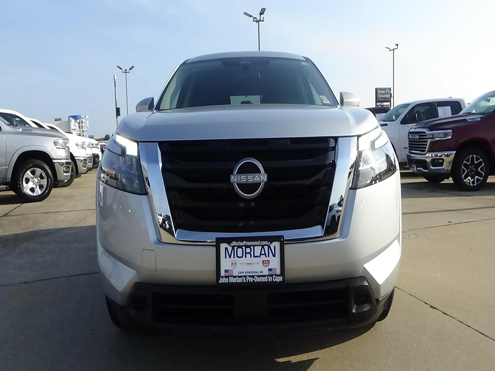 Used 2025 Brilliant Silver Metallic (k23) Nissan SV image 3