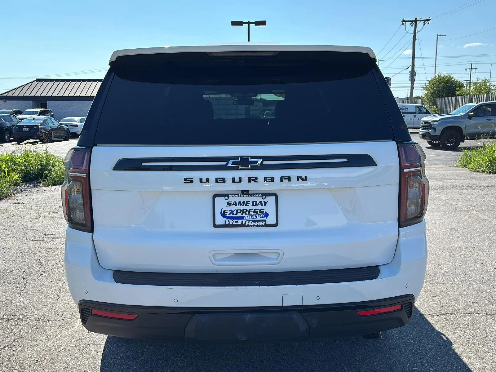 Used 2024 Summit White Chevrolet Z71 image 6