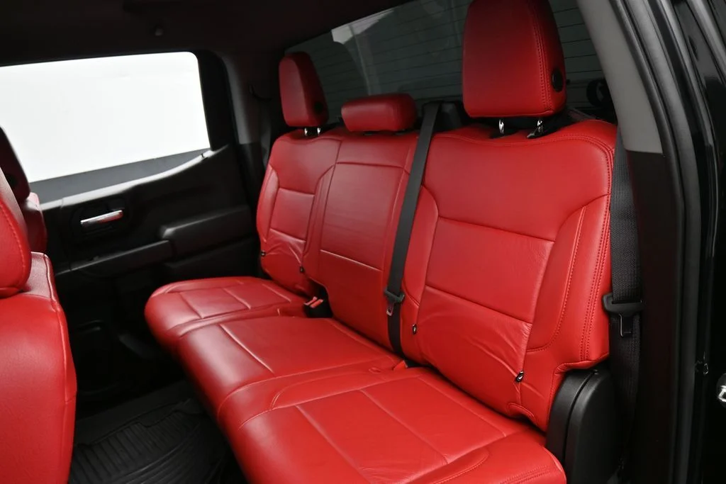 Used 2022 Black Chevrolet Custom image 28