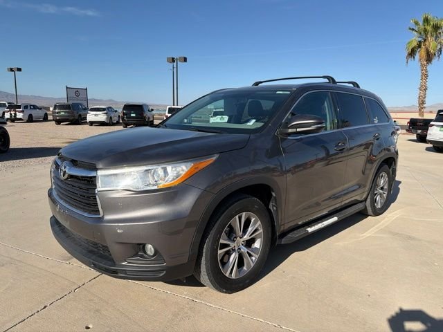 Used 2014 Gray Toyota XLE V6 image 1