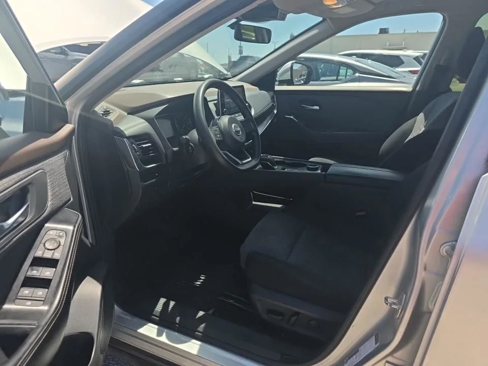 Used 2023 Silver Nissan SV image 36